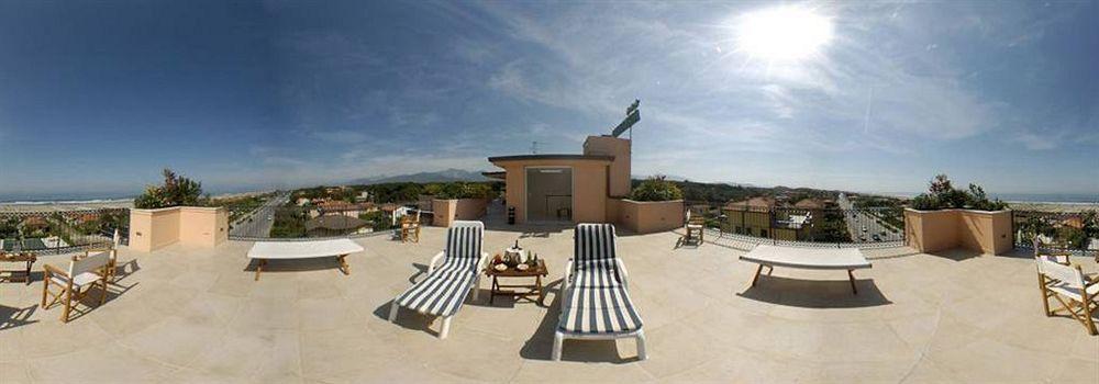 Arianna Hotel Marina di Pietrasanta Exteriör bild