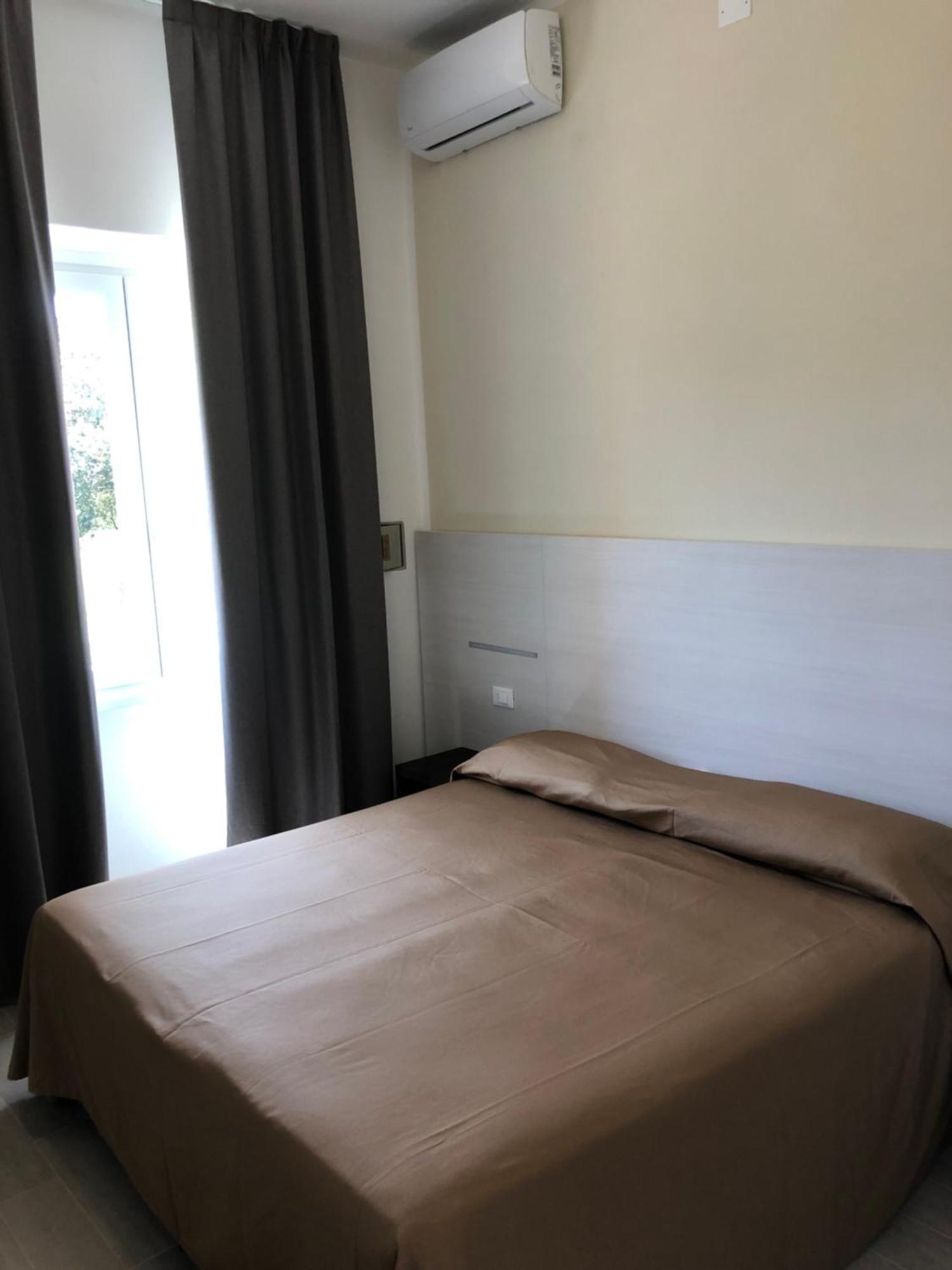 Arianna Hotel Marina di Pietrasanta Exteriör bild