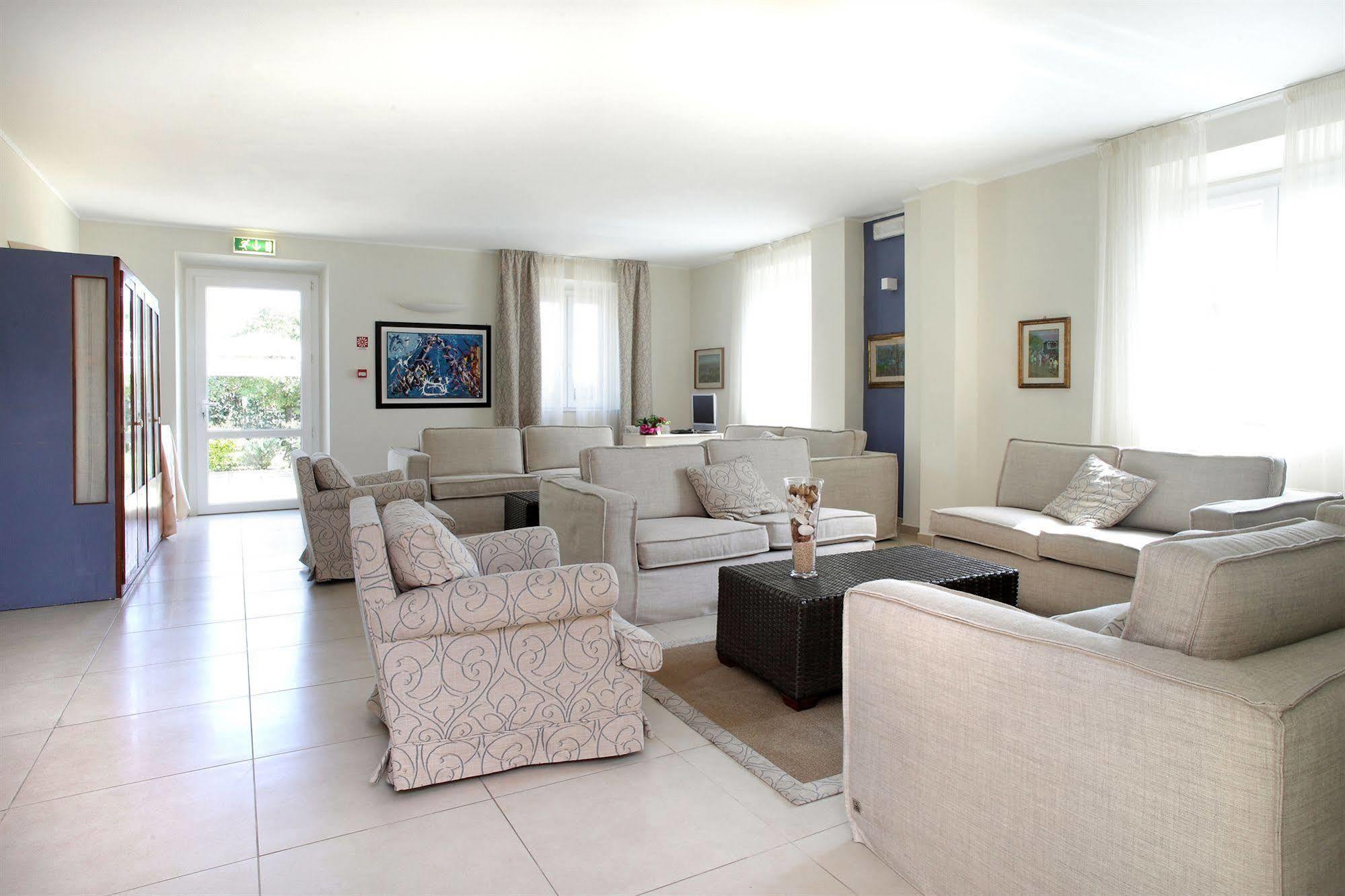 Arianna Hotel Marina di Pietrasanta Exteriör bild