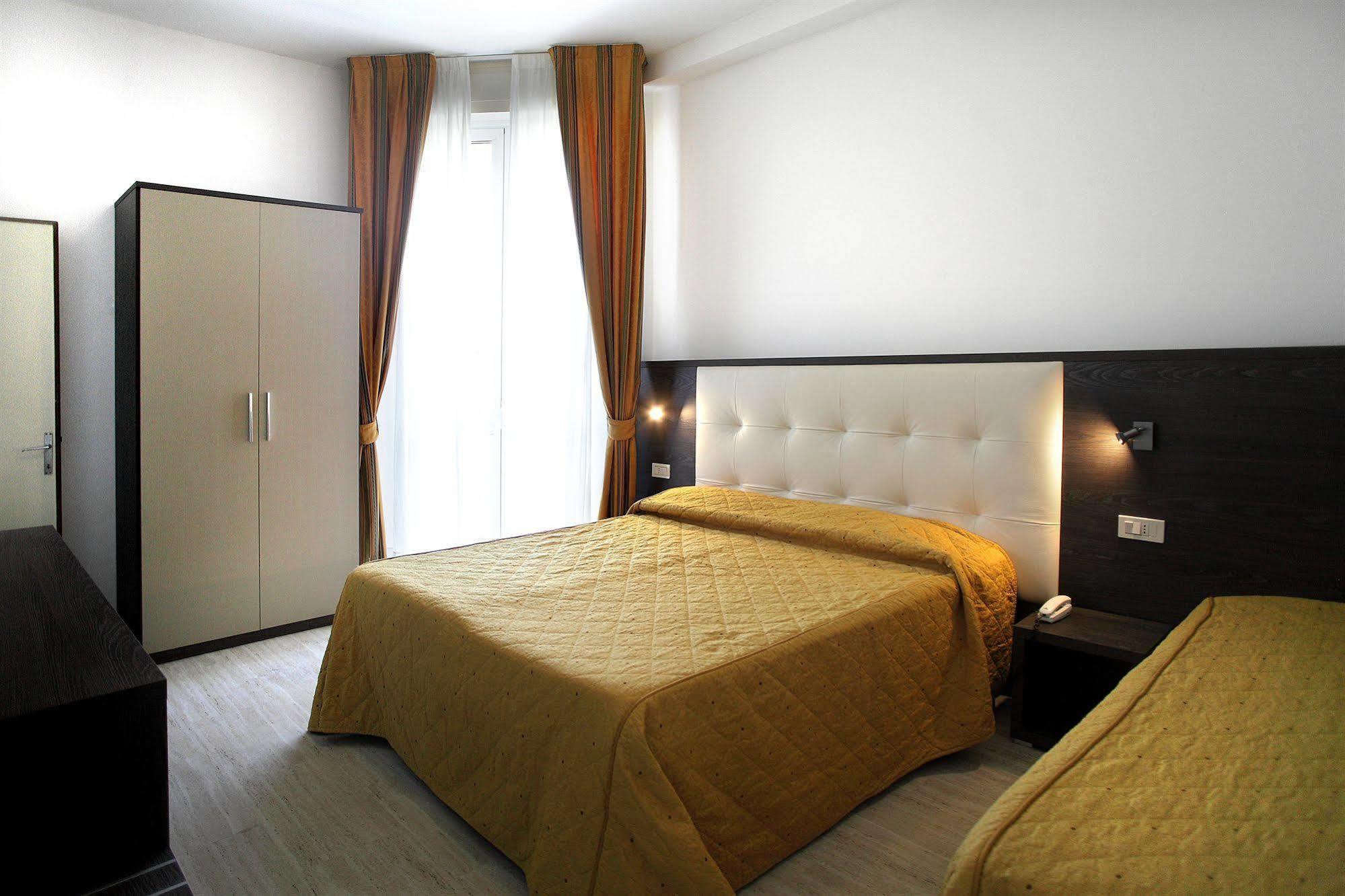 Arianna Hotel Marina di Pietrasanta Exteriör bild