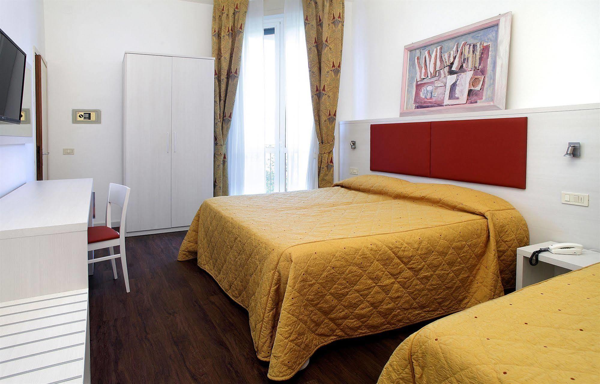Arianna Hotel Marina di Pietrasanta Exteriör bild