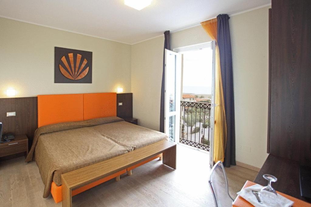 Arianna Hotel Marina di Pietrasanta Exteriör bild