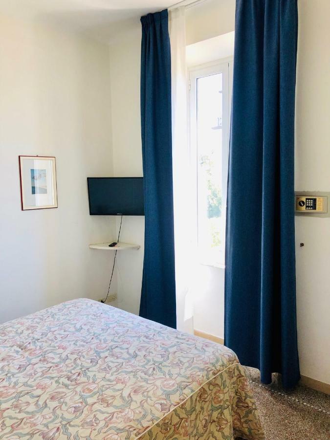 Arianna Hotel Marina di Pietrasanta Exteriör bild